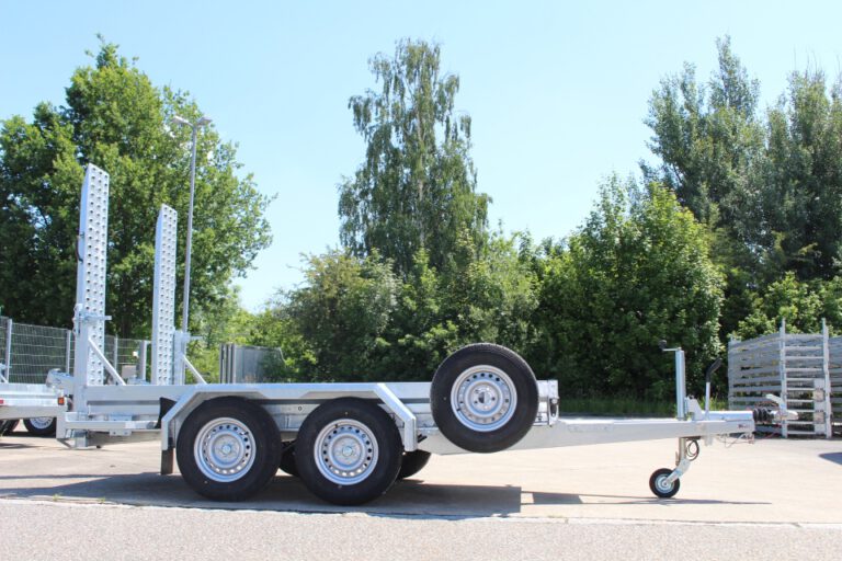MT2700