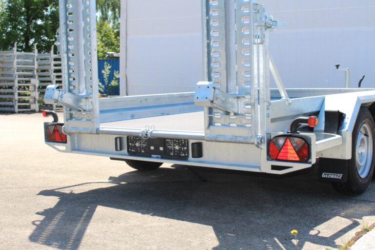 MT2700